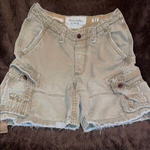 Abercrombie & Fitch Khaki Cargo Shorts for Men